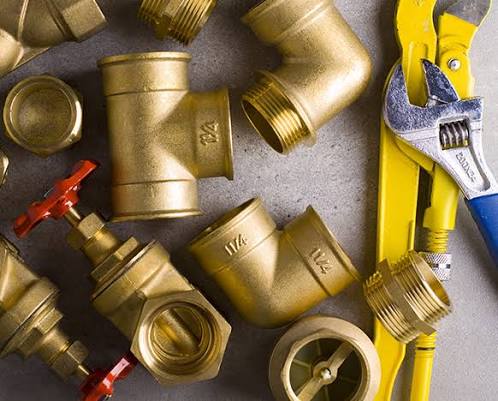Brass fittings and pipe wrench